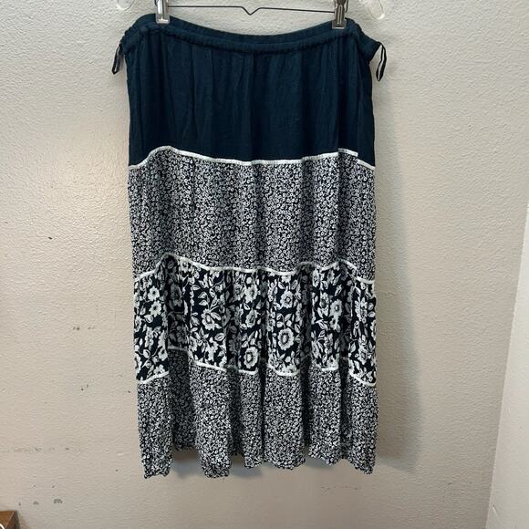 Cathy Daniels Maxi Skirt SZ L Tiered Pull-on Hippie Cottagecore Floral Boho - Picture 1 of 4